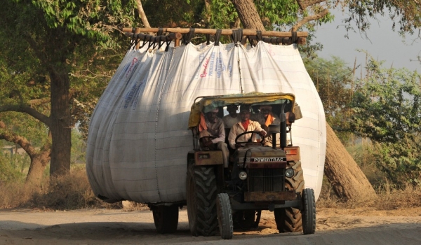 Transport of hay