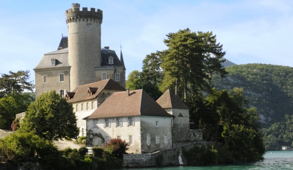 Annecy lake – Duingt castle
