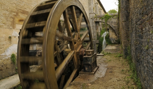 Forge – wooden water wheel