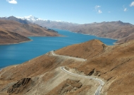 Tibet Yamdrok Yumtso (Tzedang Rd)