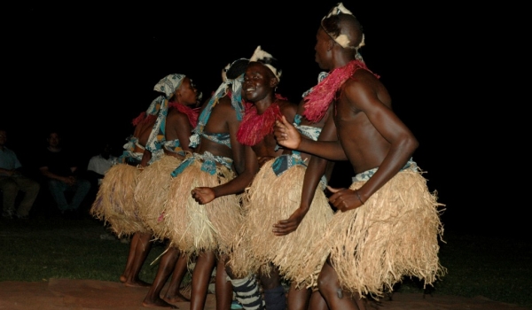 Uganda dances